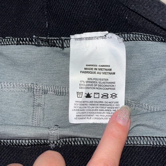 SOLD Nike Pros🩷 - Picture 3 of 4